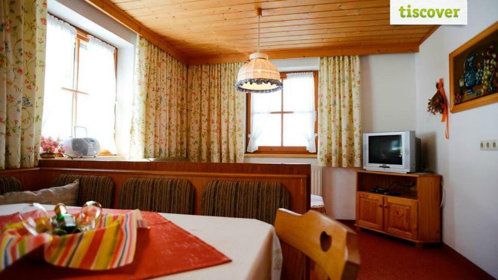 Gastehaus Wolf Hotel Bach  Exterior photo